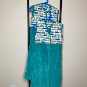 Ikea sleep sacks. Selling both together. Gently used, cotton.